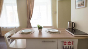 Отель Cozy Apt in the Heart of Old Town  Вильнюс